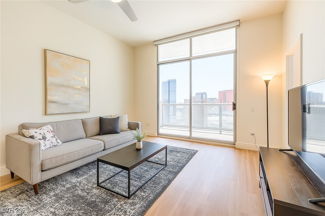 200 West Sahara Avenue 3802