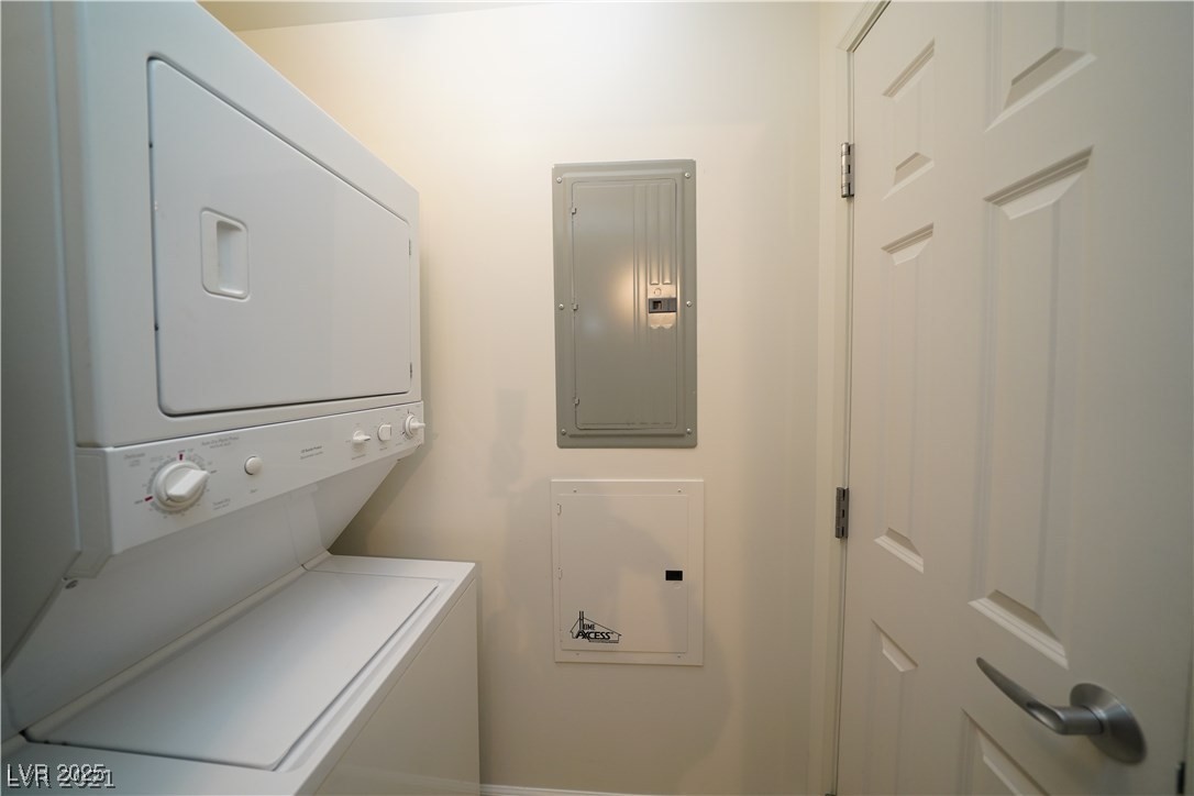 200 West Sahara Avenue 3802