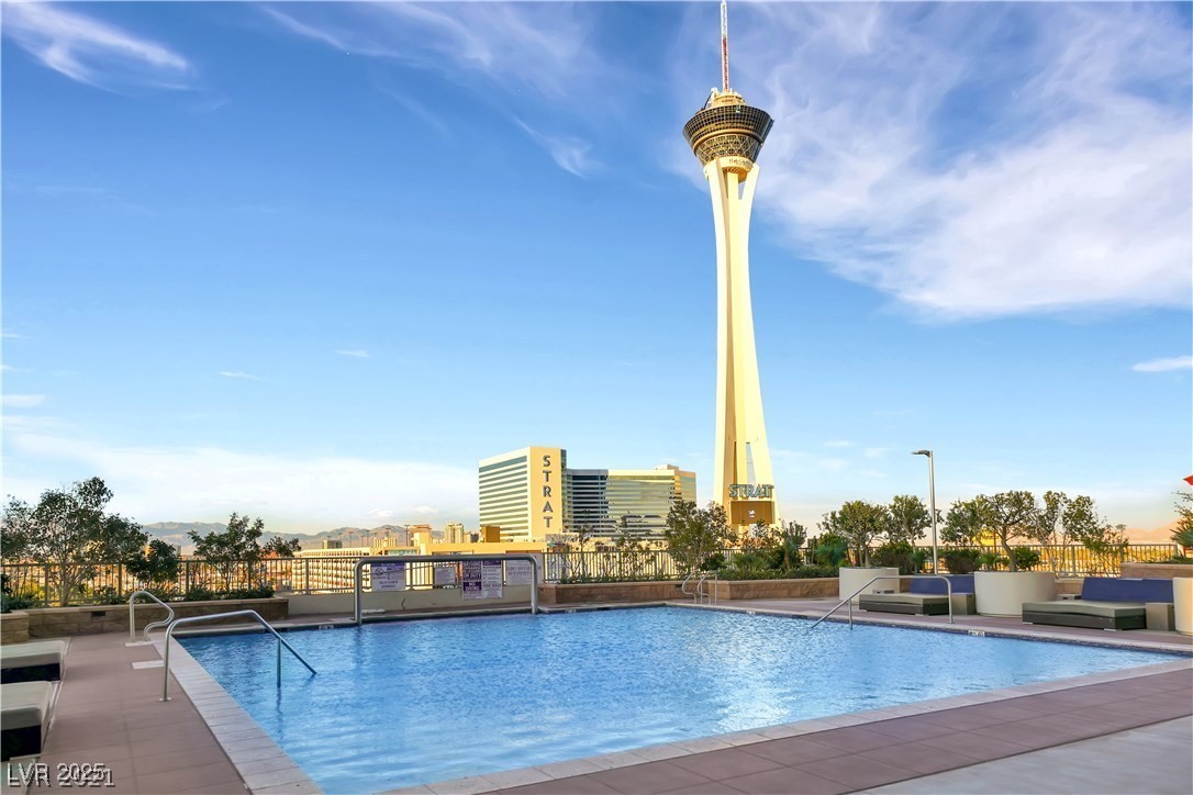 200 West Sahara Avenue 3802