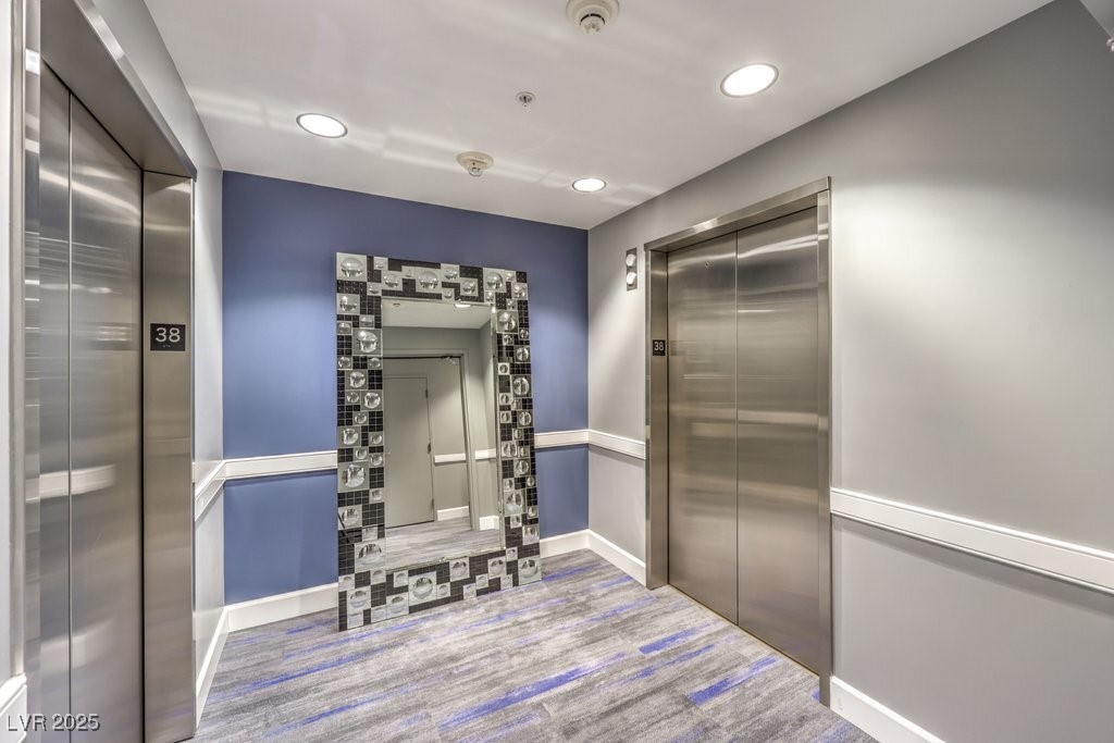 200 West Sahara Avenue 3802