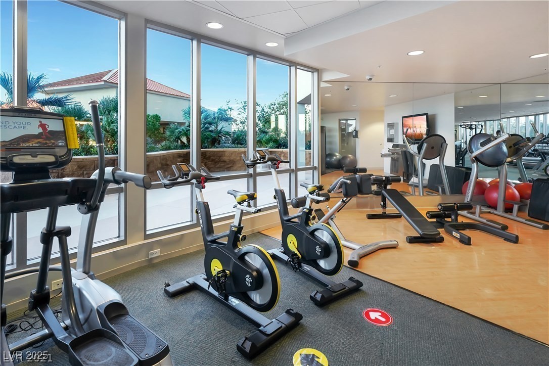 200 West Sahara Avenue 3802