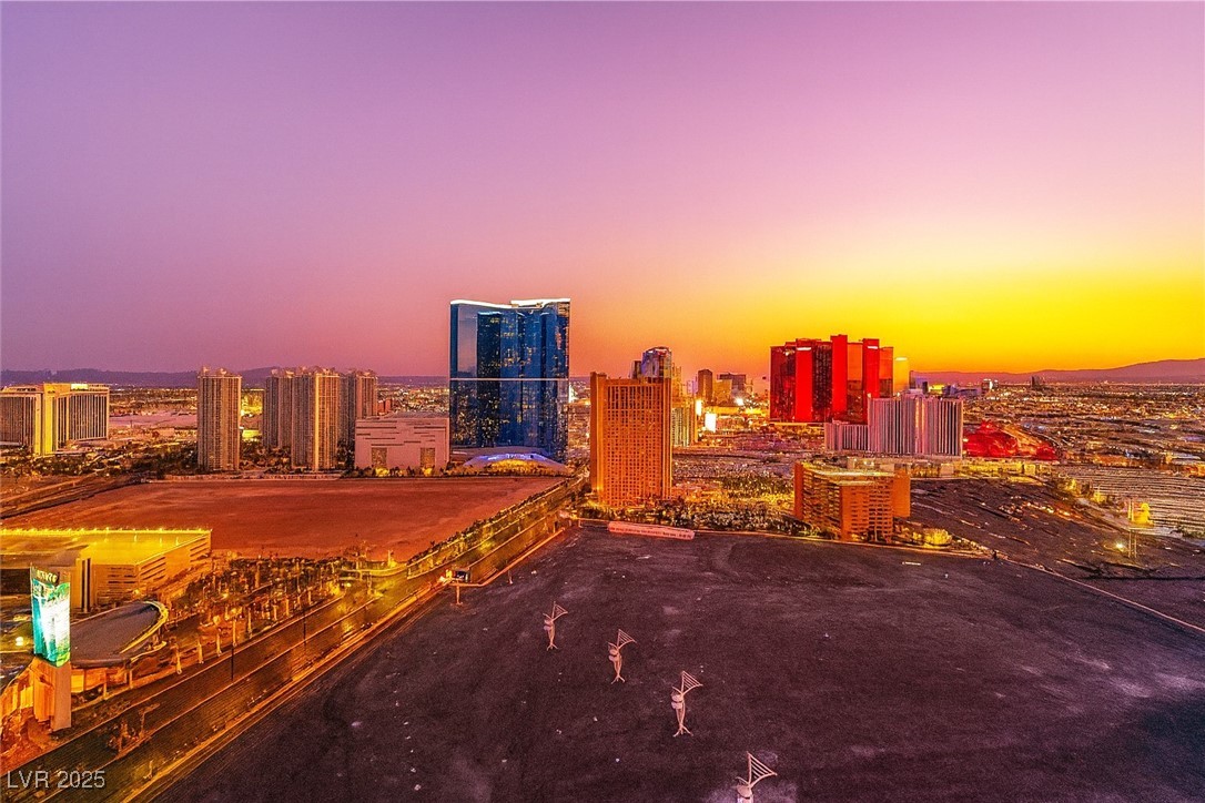 200 West Sahara Avenue 3802