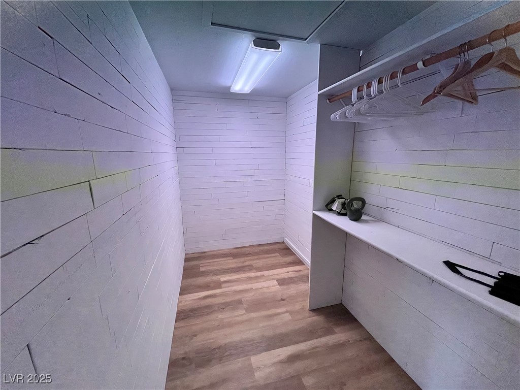 6191 Bullion Boulevard