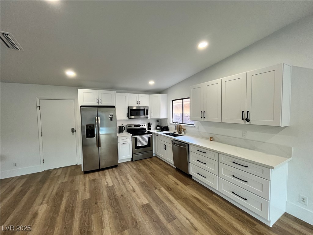 6191 Bullion Boulevard