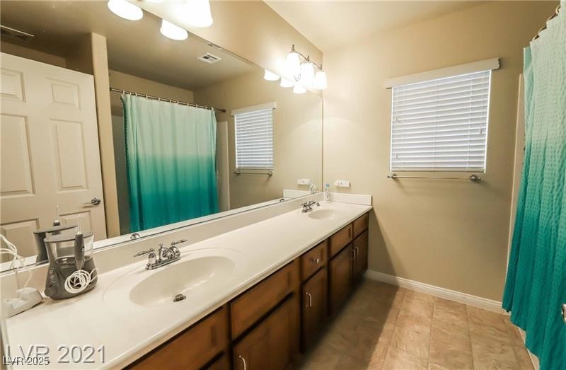 8450 Bismark Sapphire Street