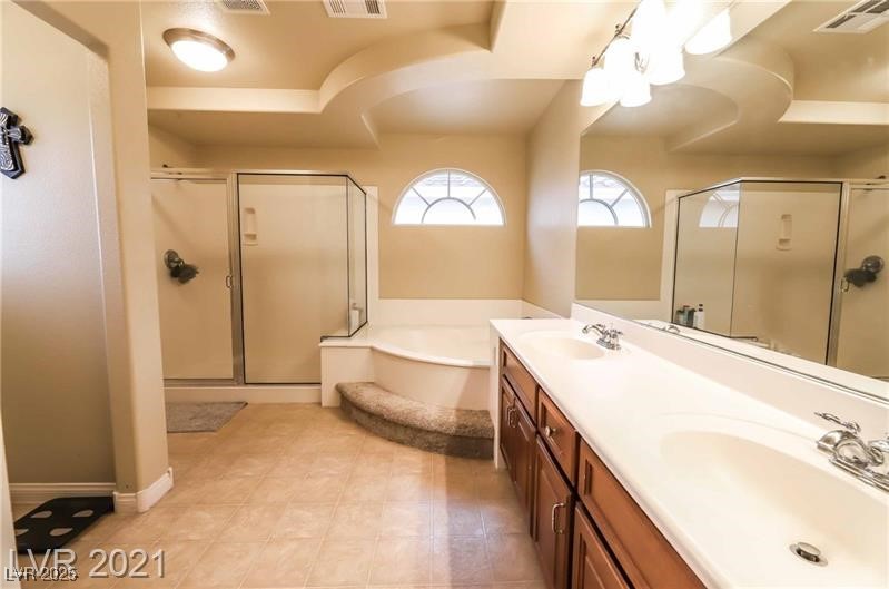 8450 Bismark Sapphire Street