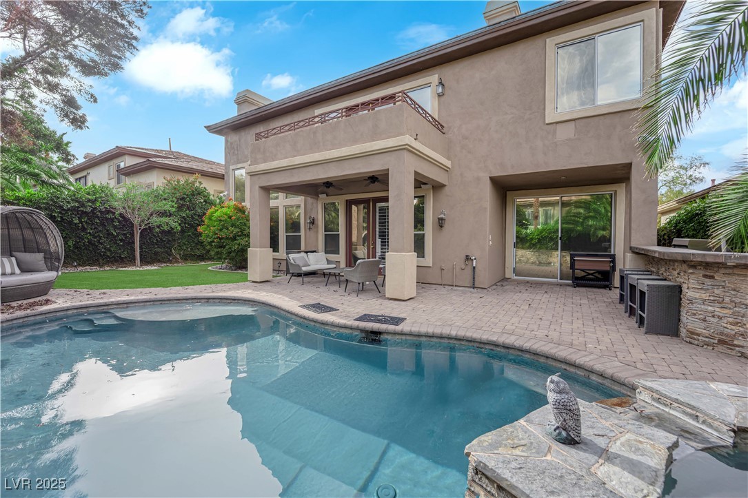 112 South Buteo Woods Lane