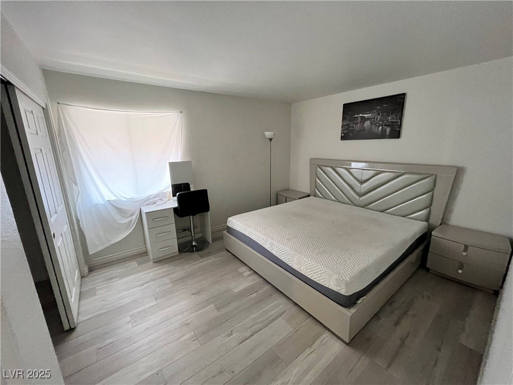 4961 River Glen Drive 28