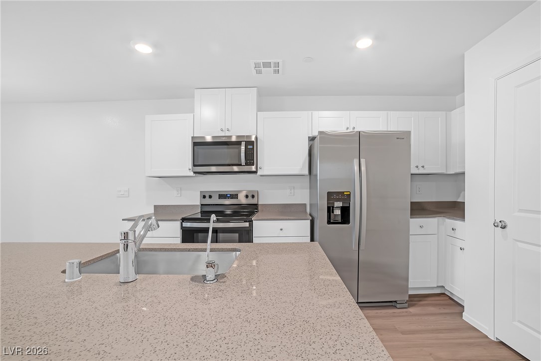 3764 Sonrisa Vista Avenue