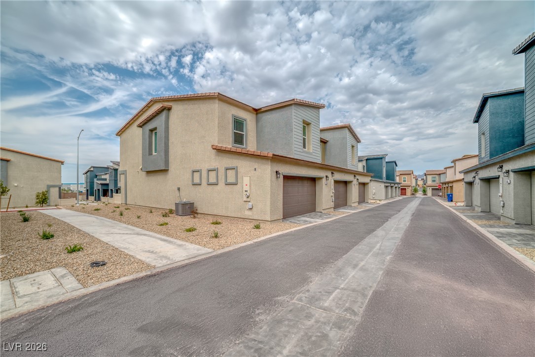 3764 Sonrisa Vista Avenue