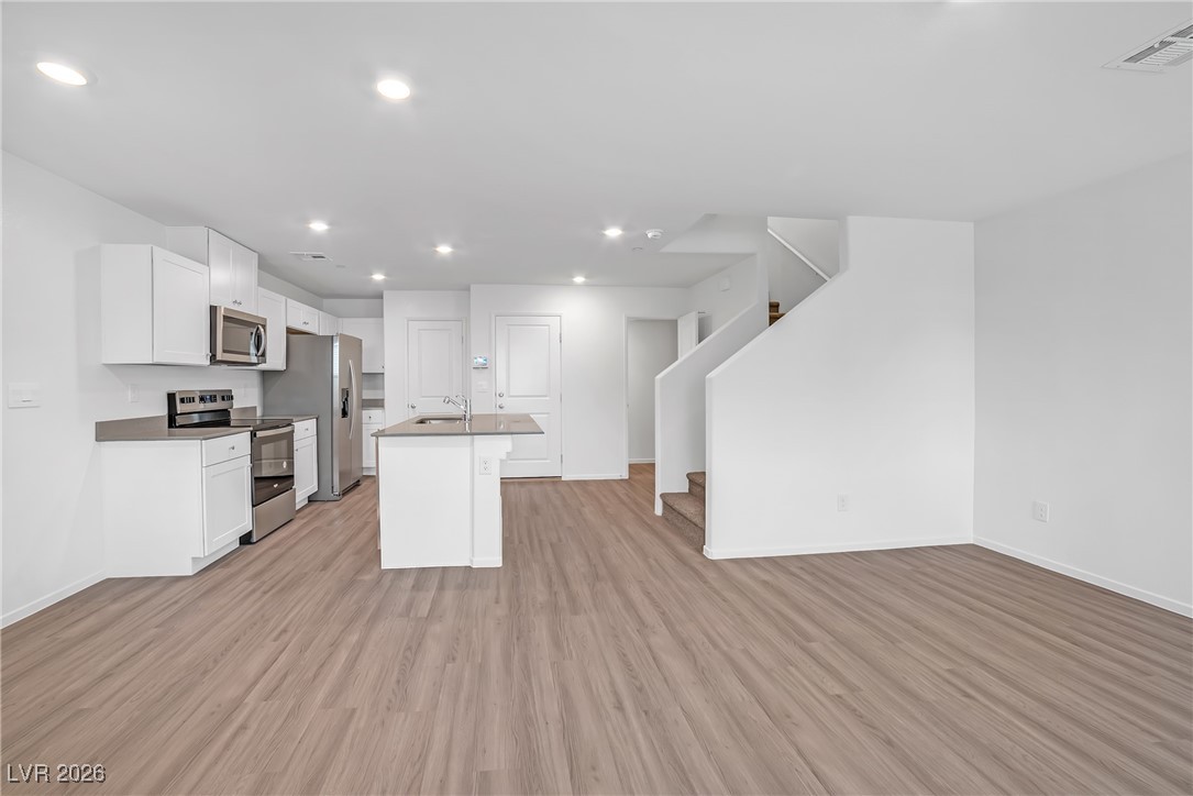 3764 Sonrisa Vista Avenue