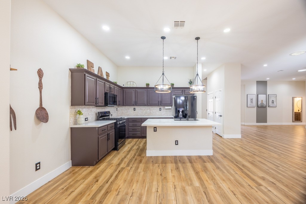 8217 Cabin Springs Avenue