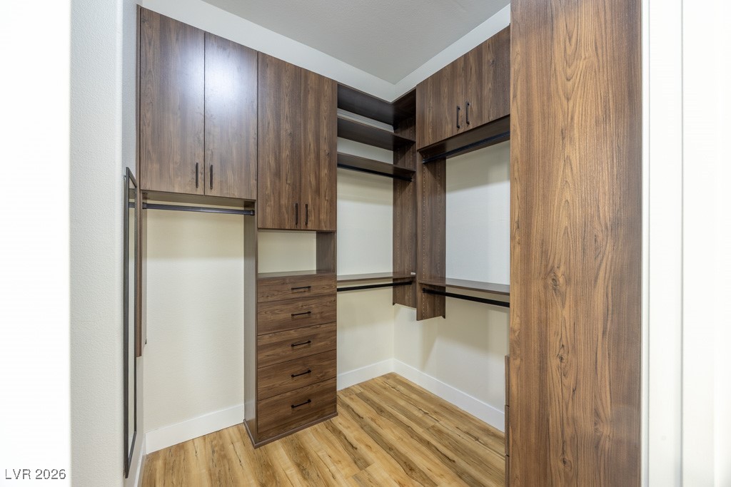 8217 Cabin Springs Avenue