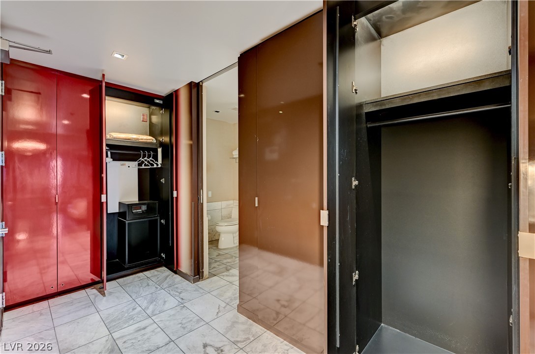 4381 West Flamingo Road 2807