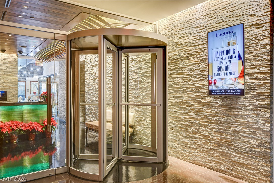 4381 West Flamingo Road 2807