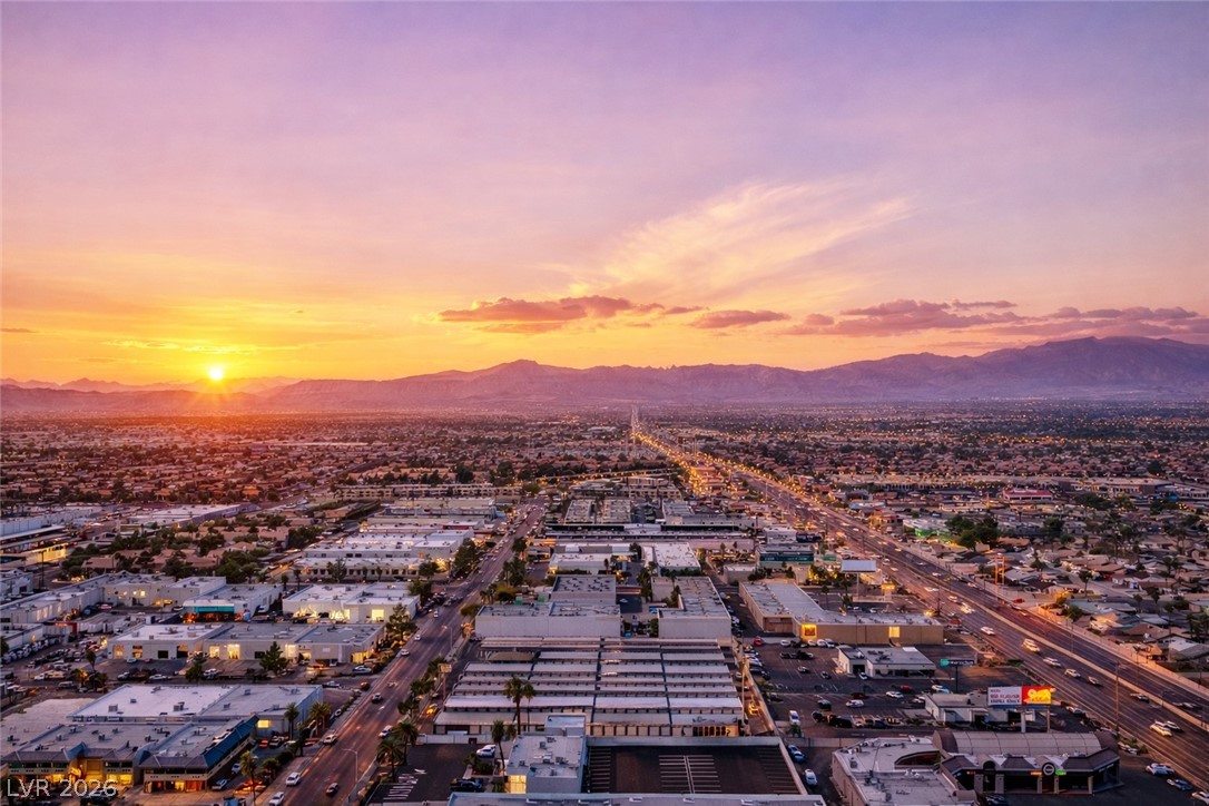 4381 West Flamingo Road 2807