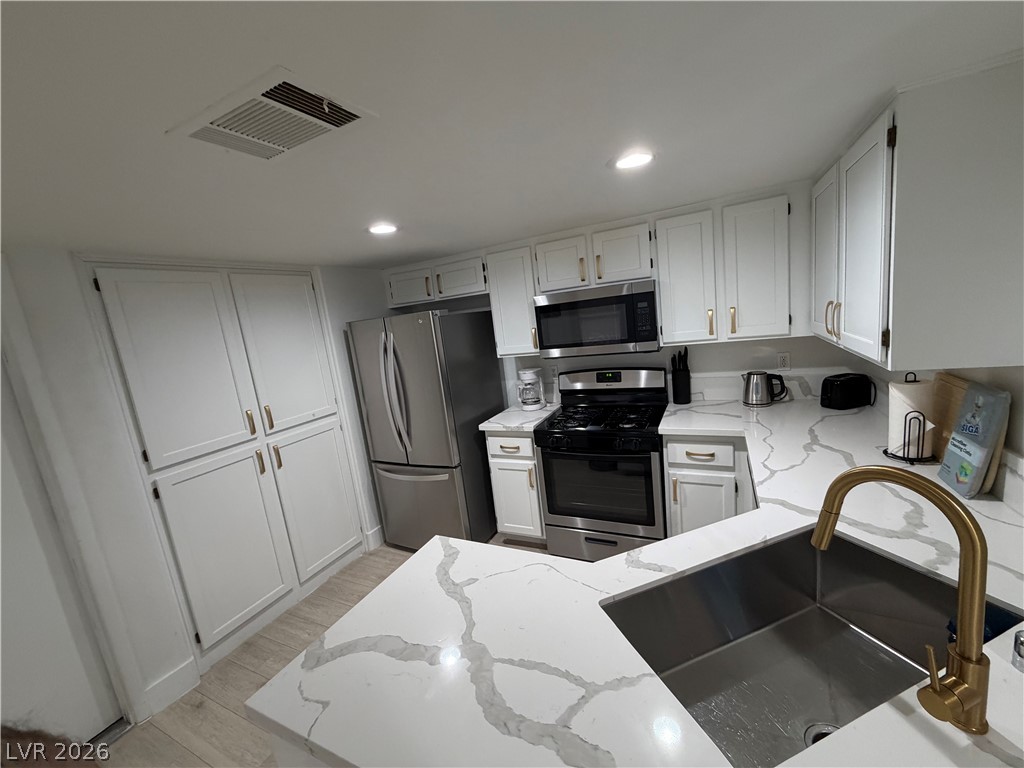 3004 Ocean View Drive