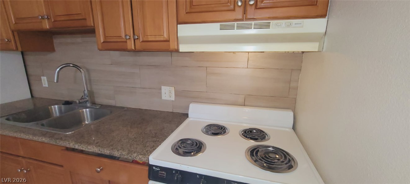 305 North 10th Street 33