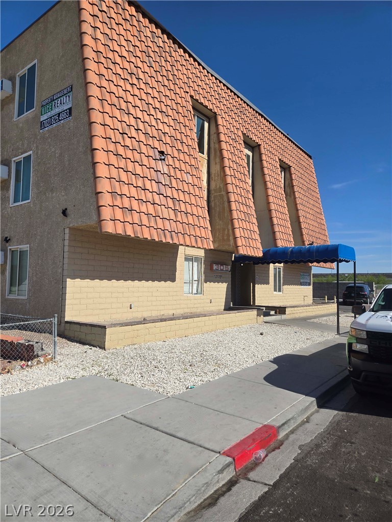 305 North 10th Street 33
