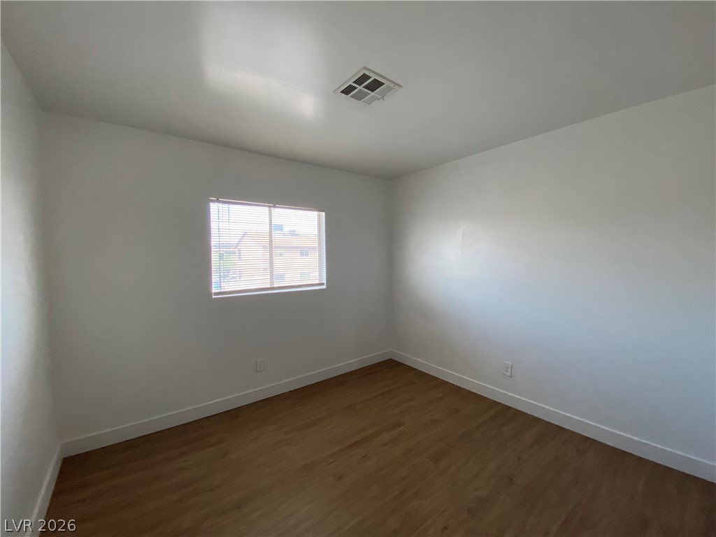 4750 Thunderbolt Avenue 3