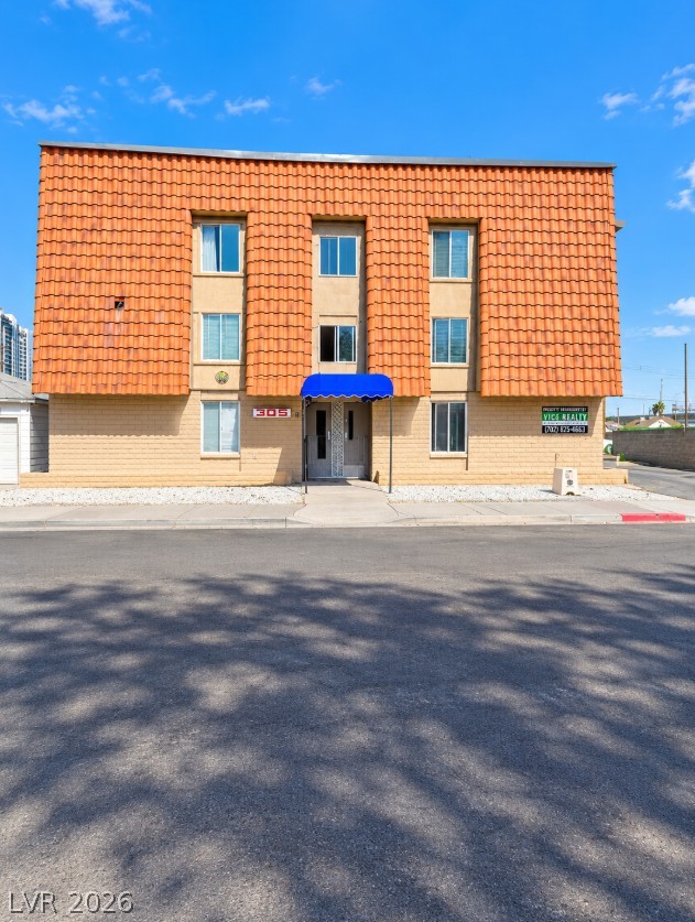 305 North 10th Street 30