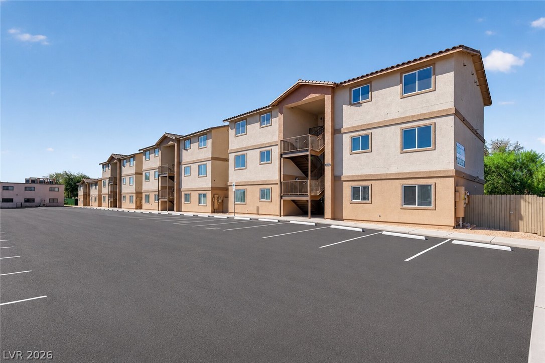 2301 Seco Adobe Circle 101