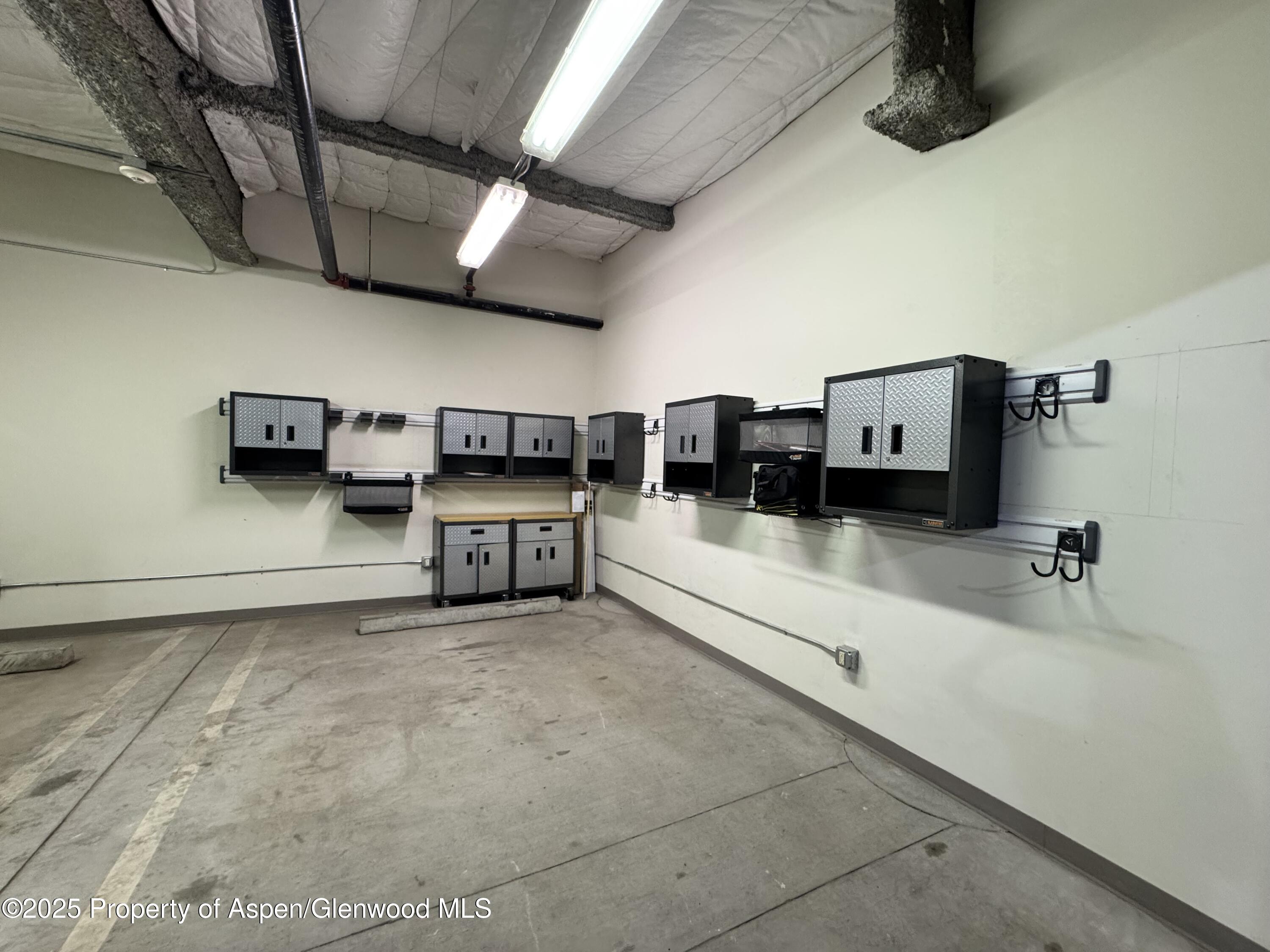 601 Rio Grande Place, 017A & 017B