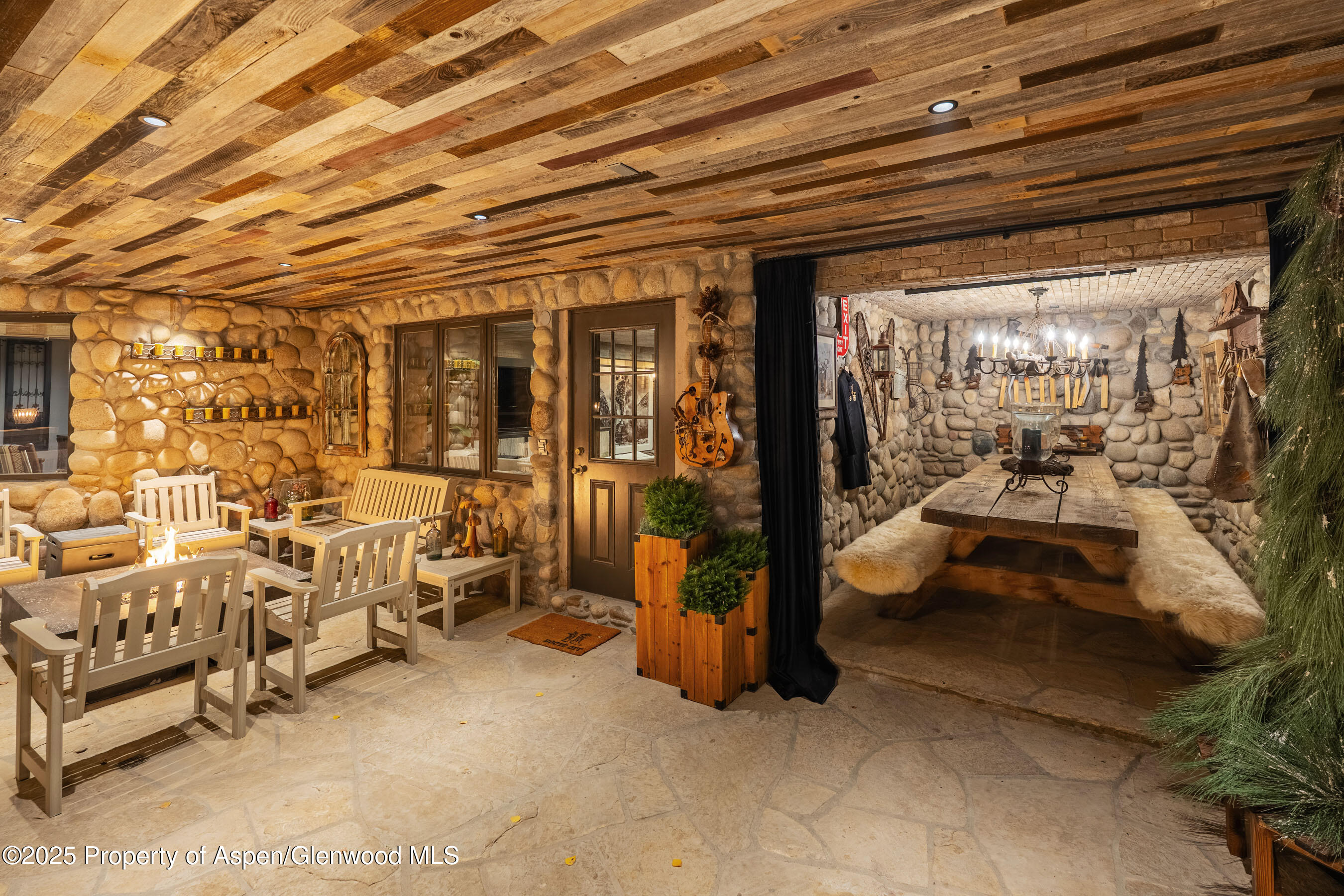 10 Little Highlands Way