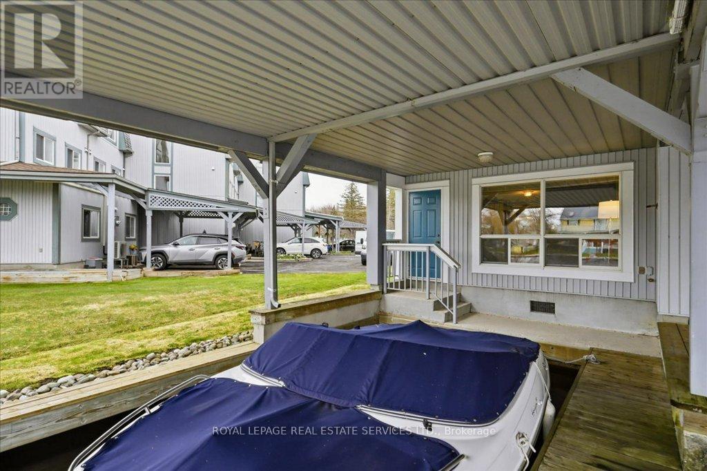 4 - 30 LAGUNA PARKWAY