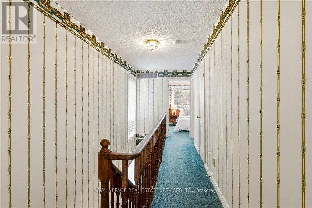 4 - 30 LAGUNA PARKWAY