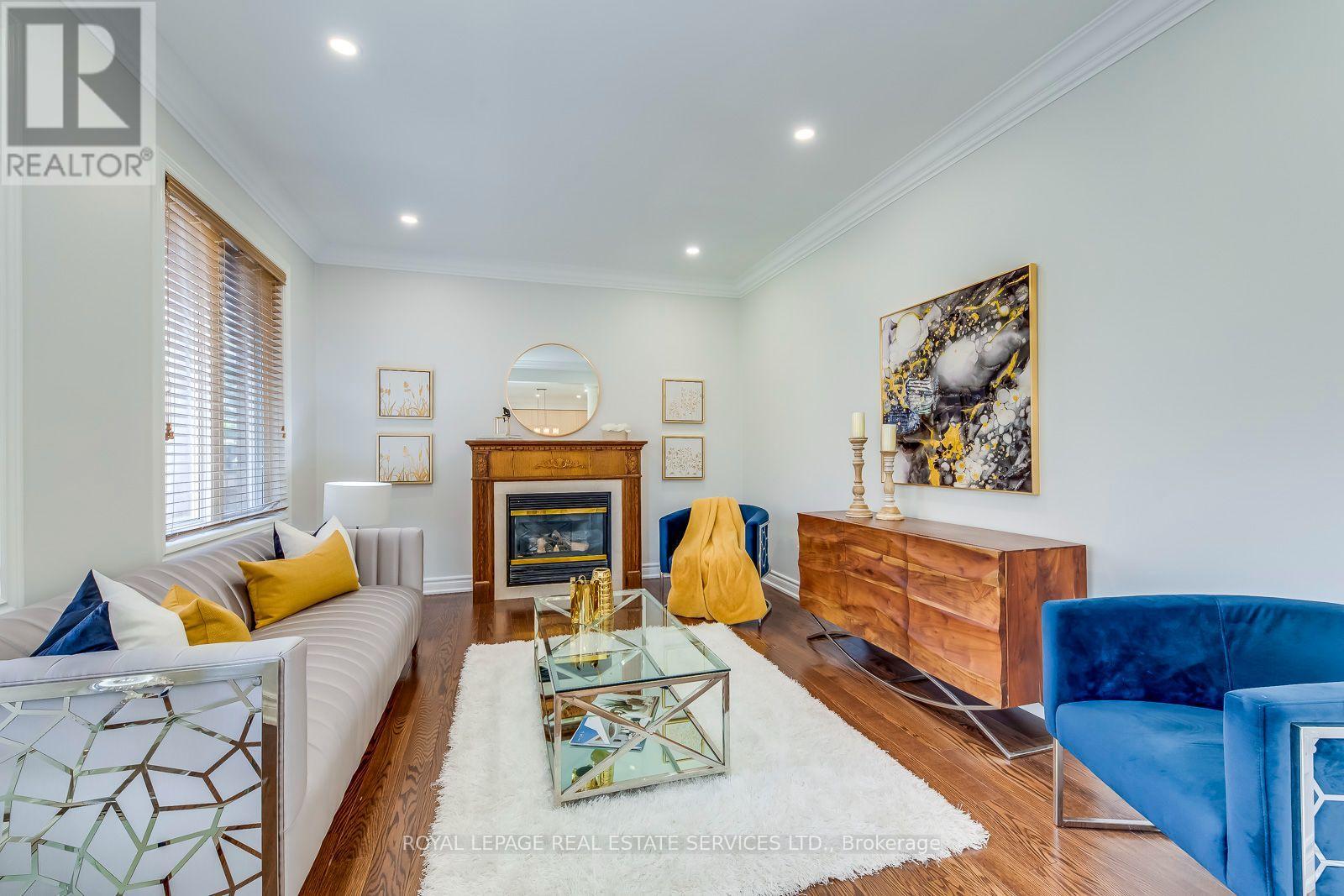 303 BURLOAK DRIVE