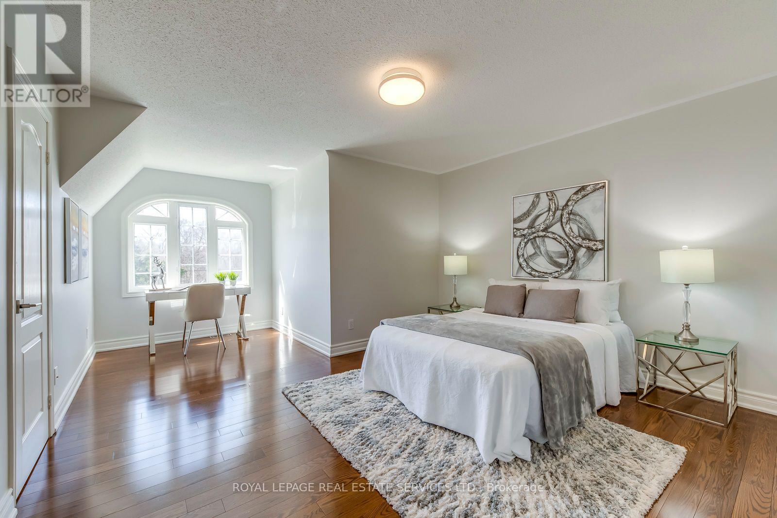 303 BURLOAK DRIVE