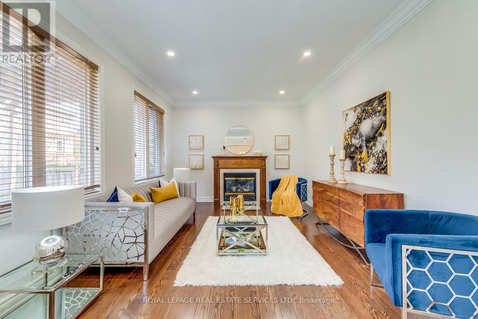 303 BURLOAK DRIVE