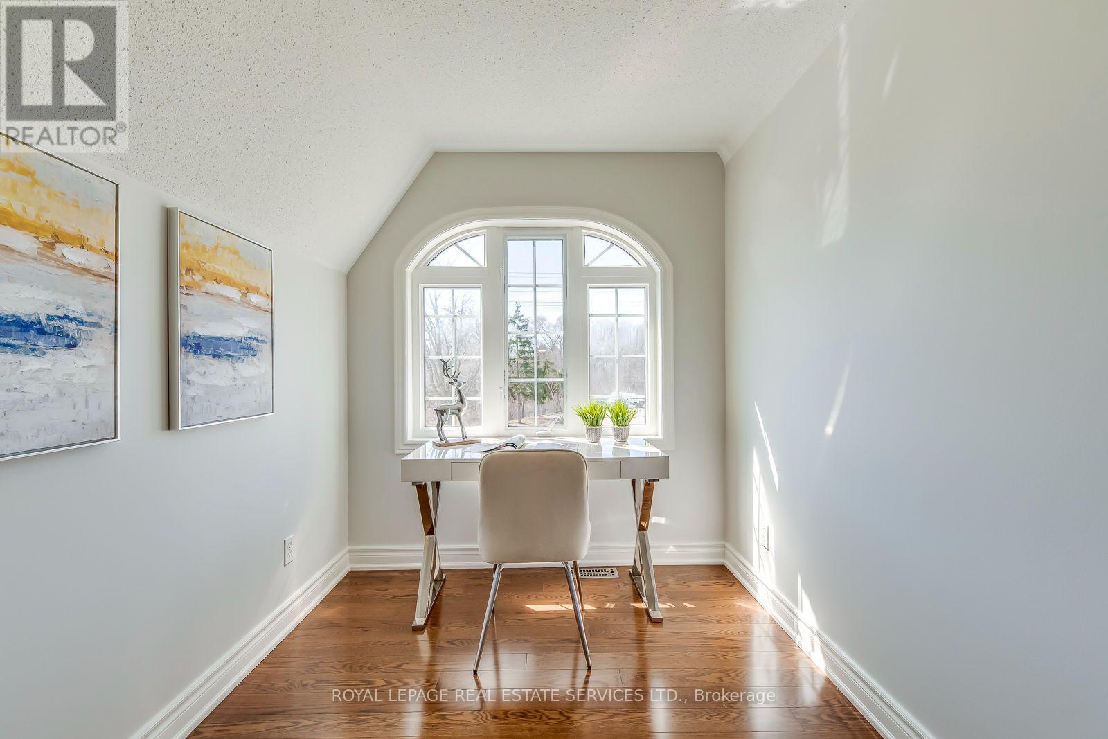 303 BURLOAK DRIVE
