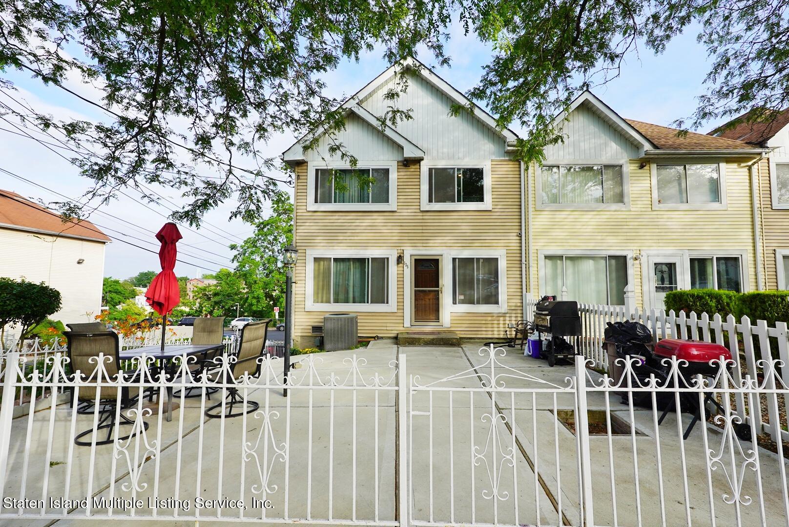 135 Boyd Street