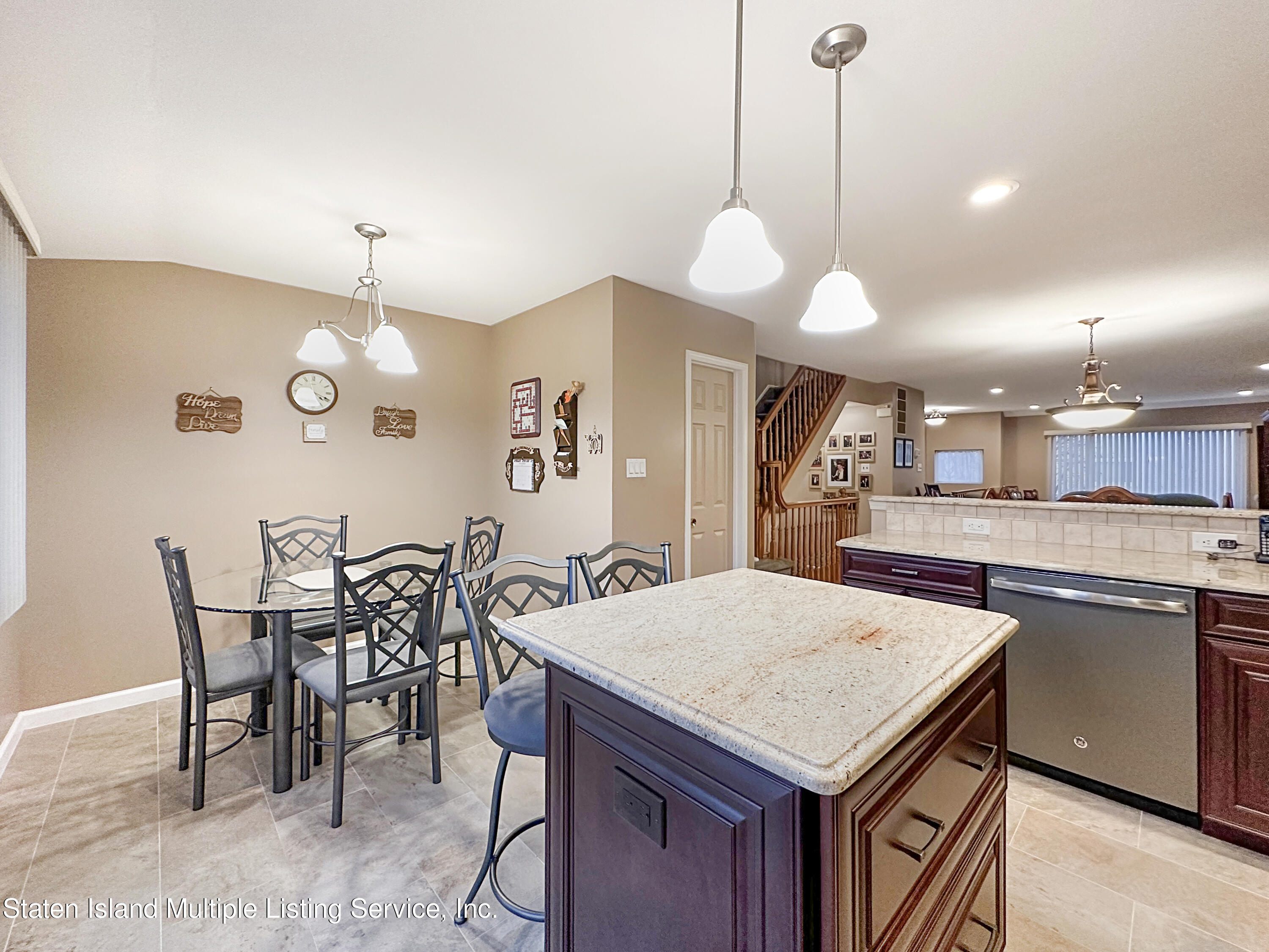 184 Pembrook Loop