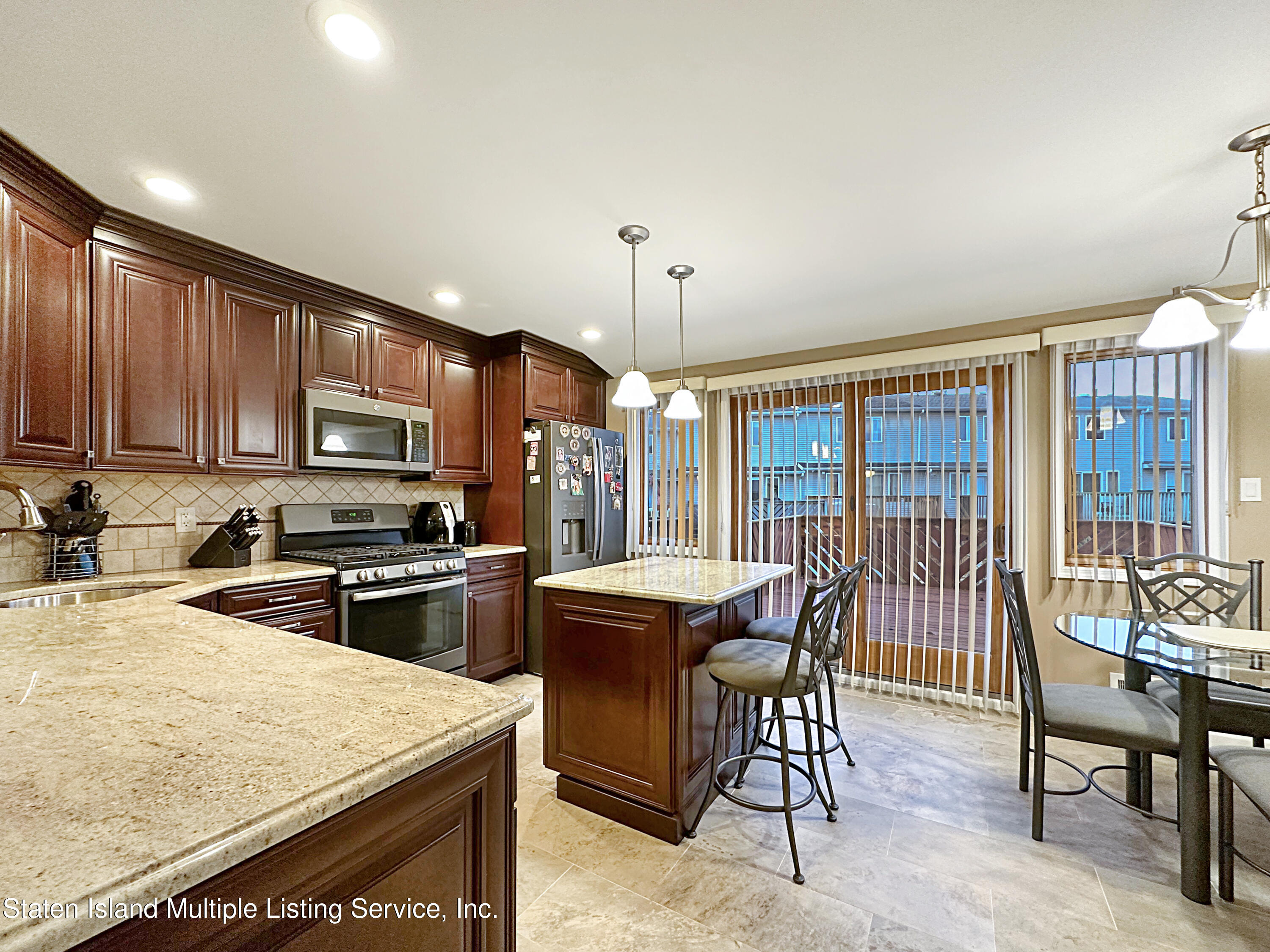 184 Pembrook Loop