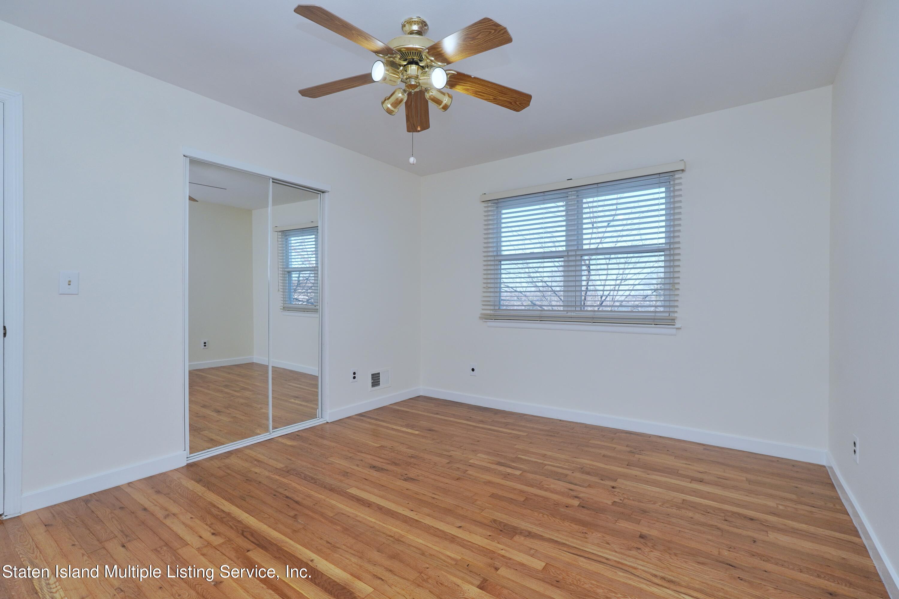 86 Melvin Avenue