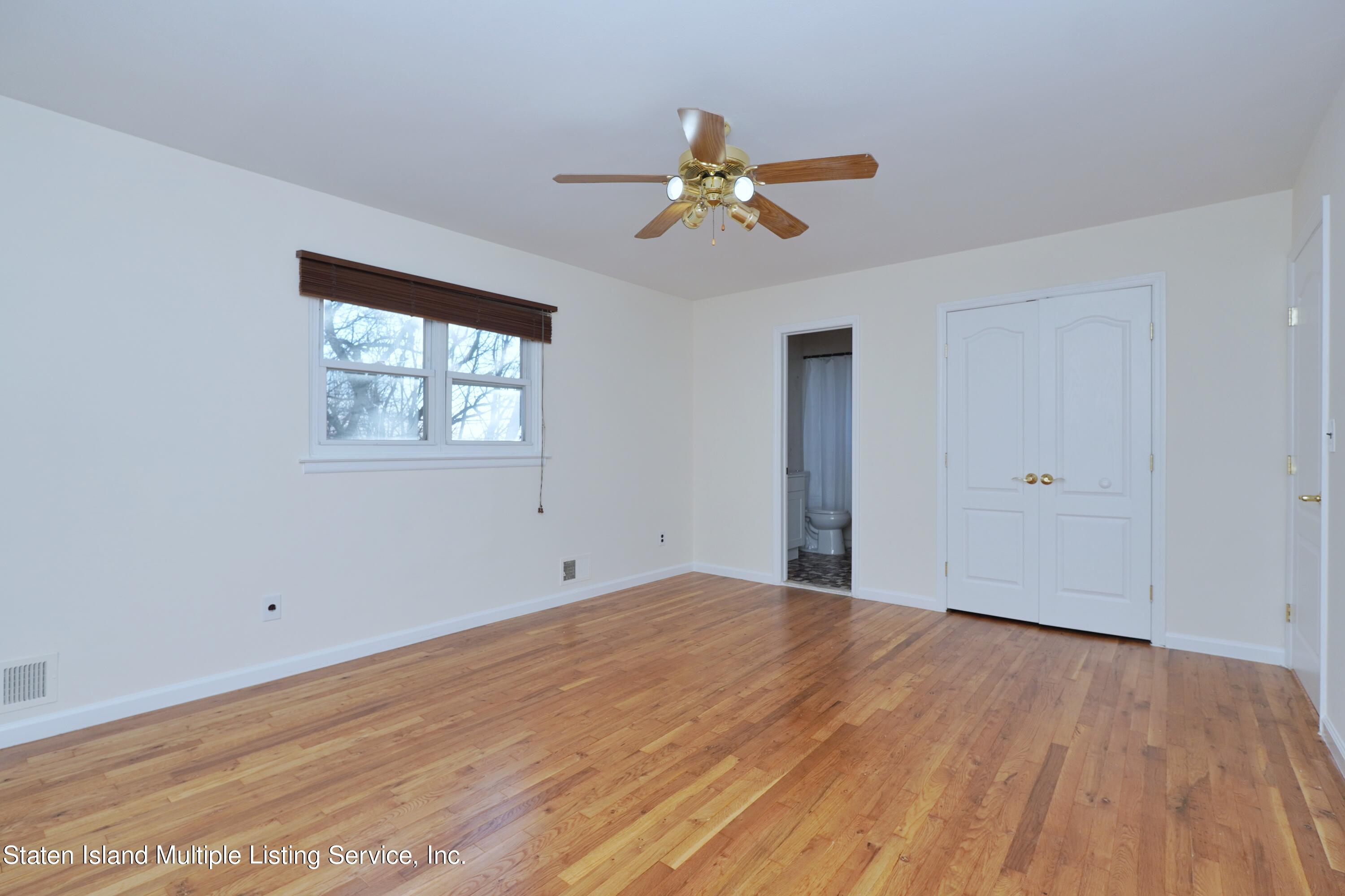 86 Melvin Avenue
