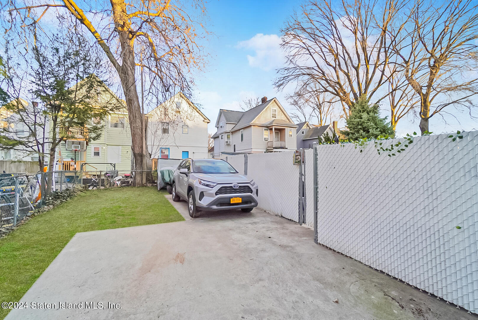 21 Lexington Avenue