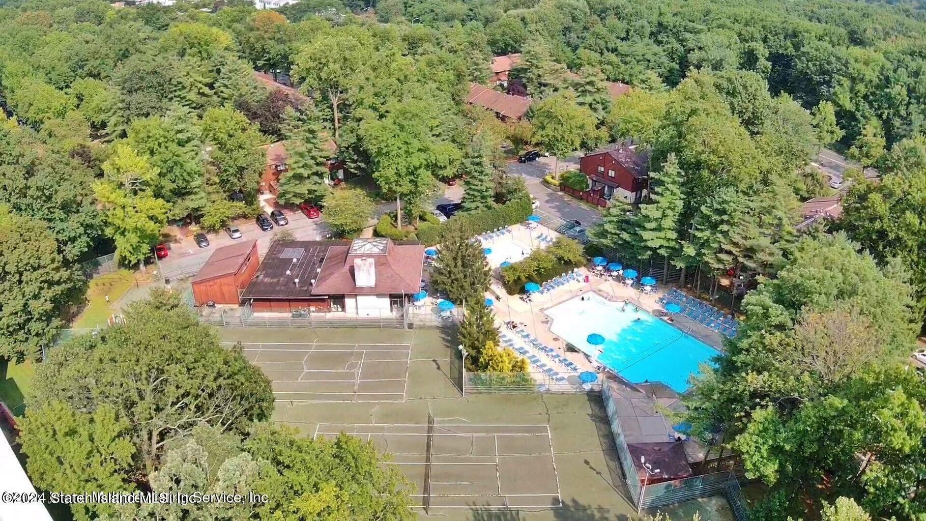70 Rumson Road