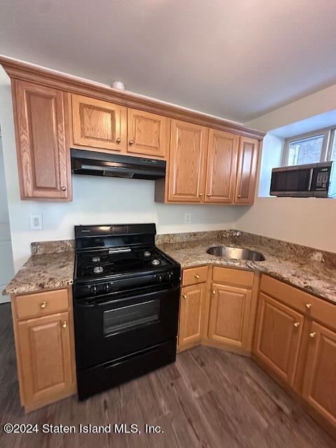 92 Holcomb Avenue