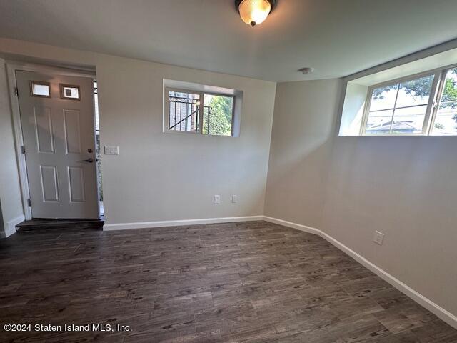 92 Holcomb Avenue