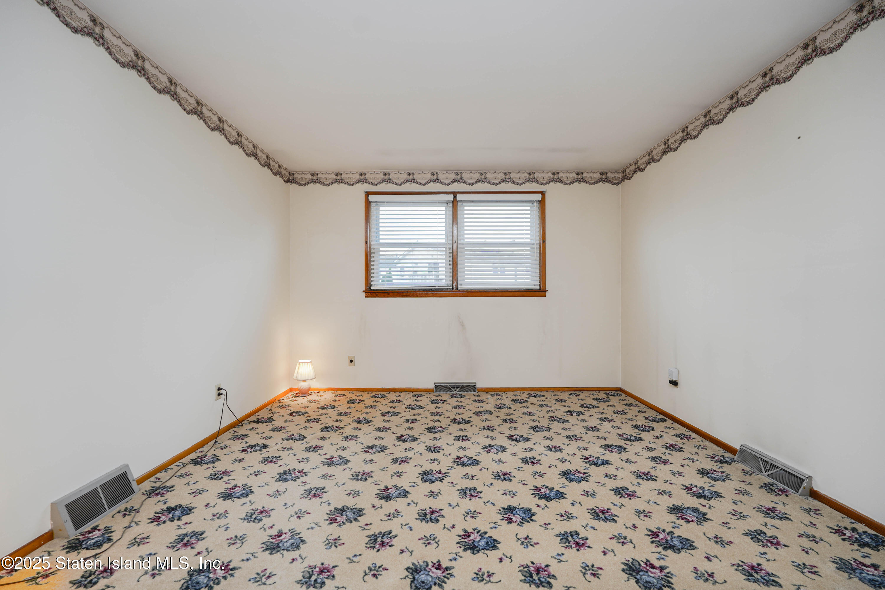 531 Jewett Avenue
