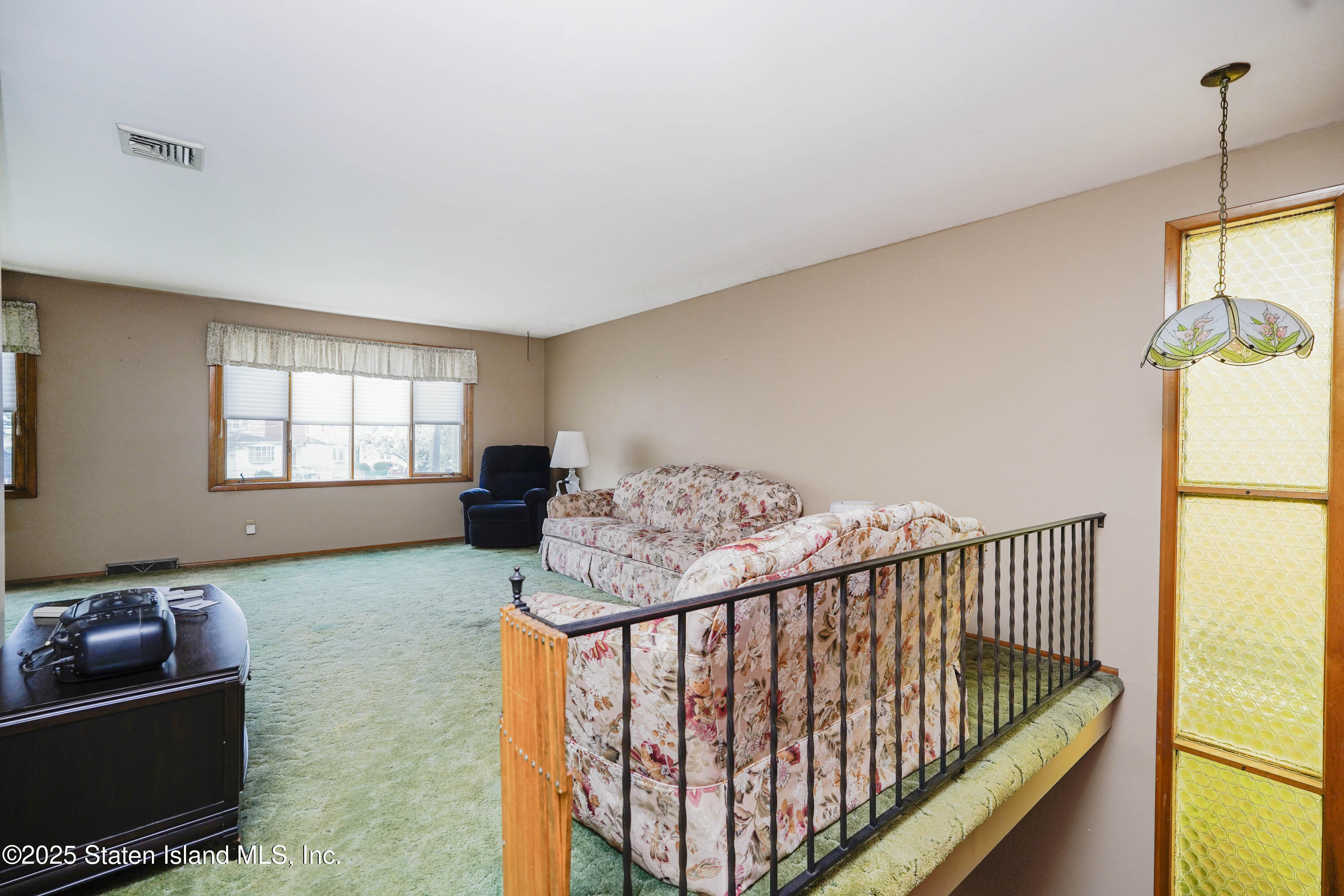 531 Jewett Avenue
