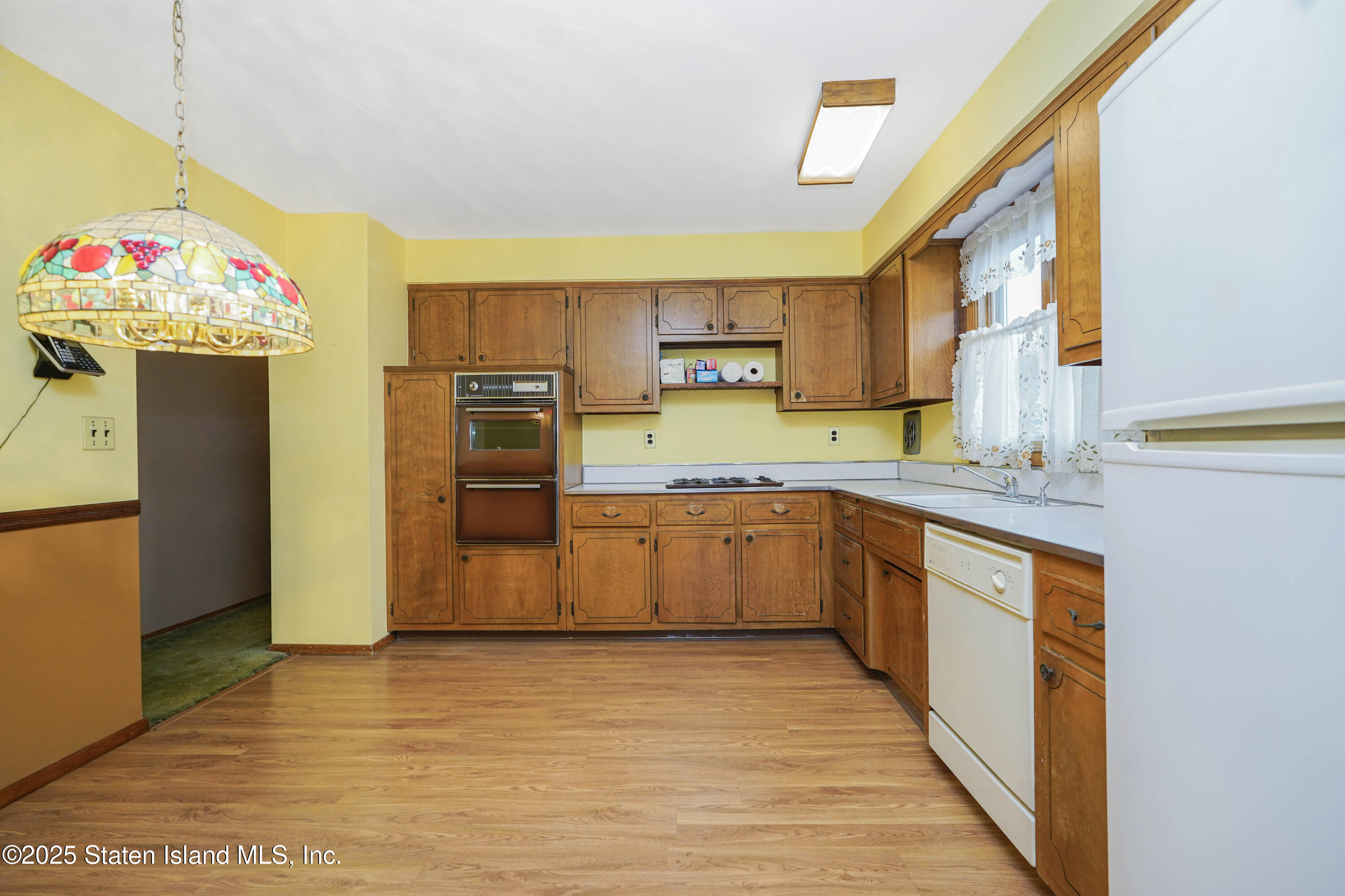 531 Jewett Avenue