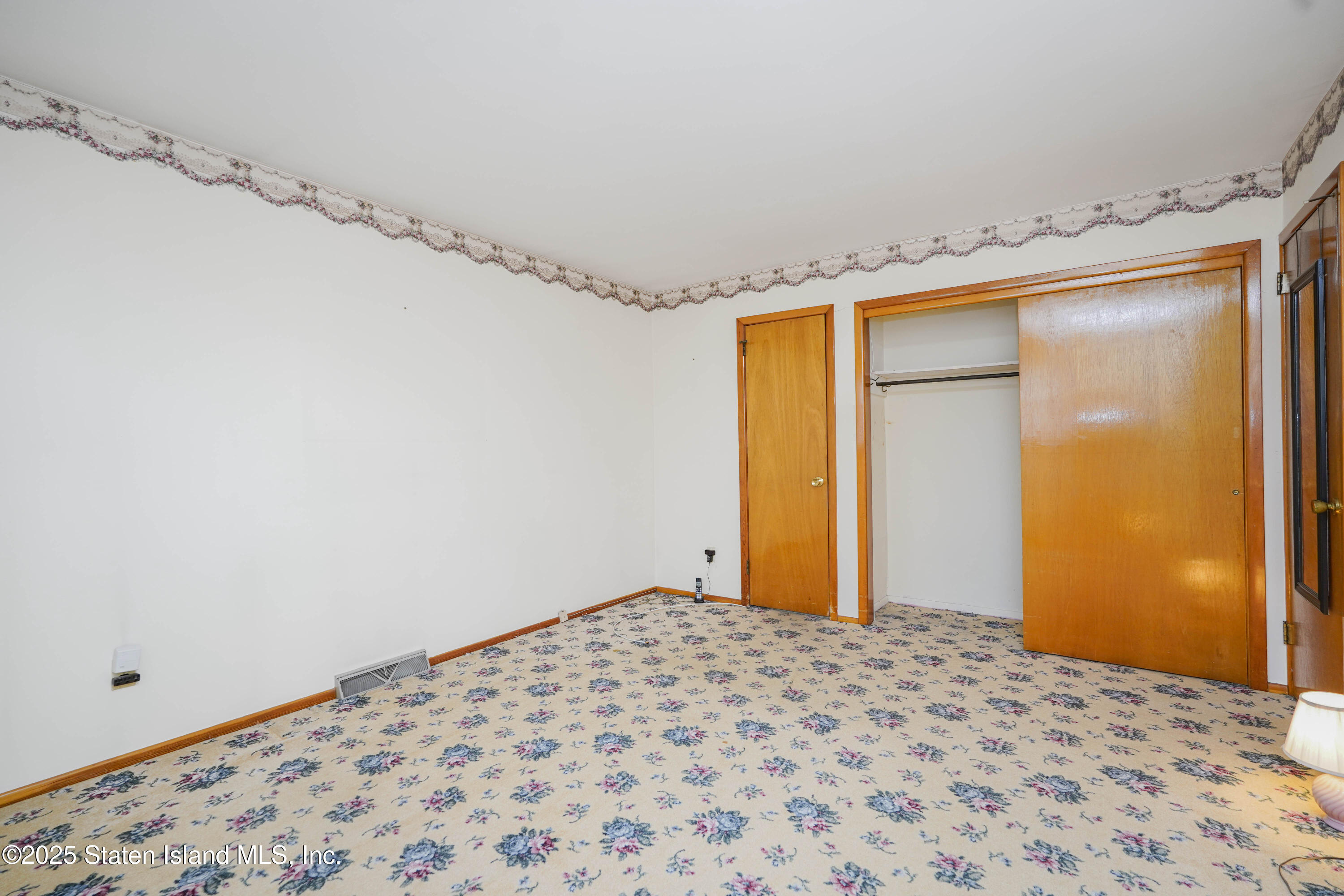 531 Jewett Avenue