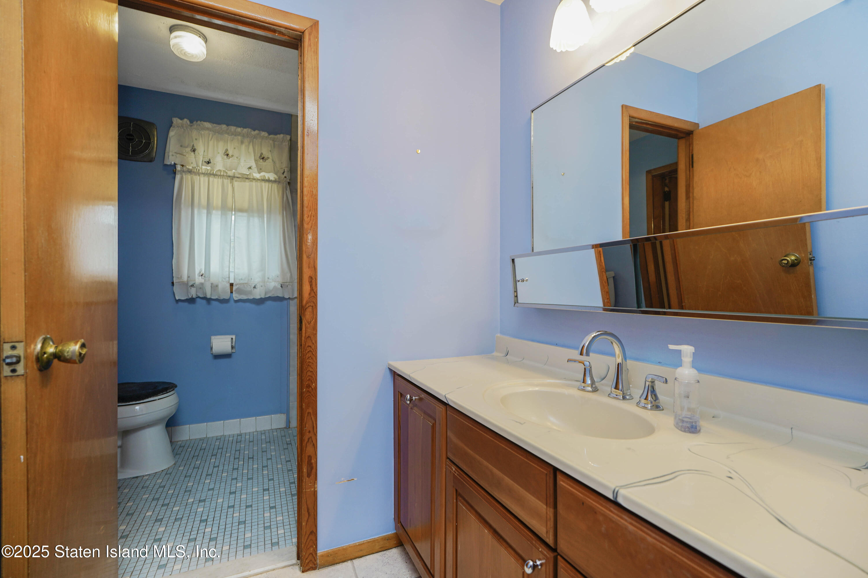 531 Jewett Avenue