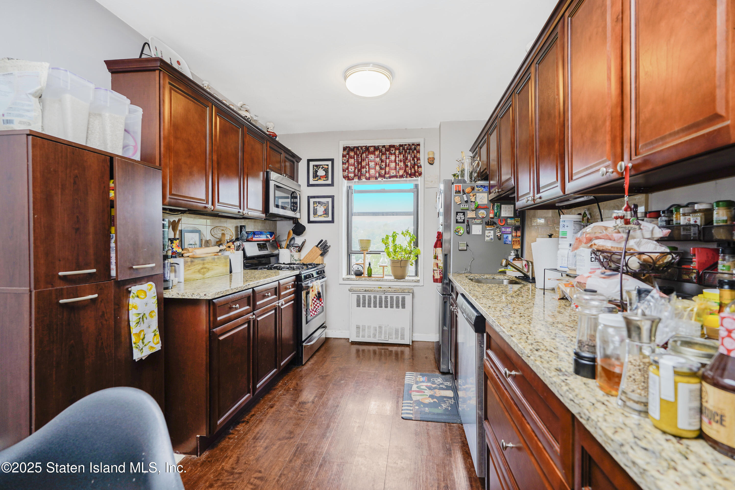 100 Colfax Avenue, 7g