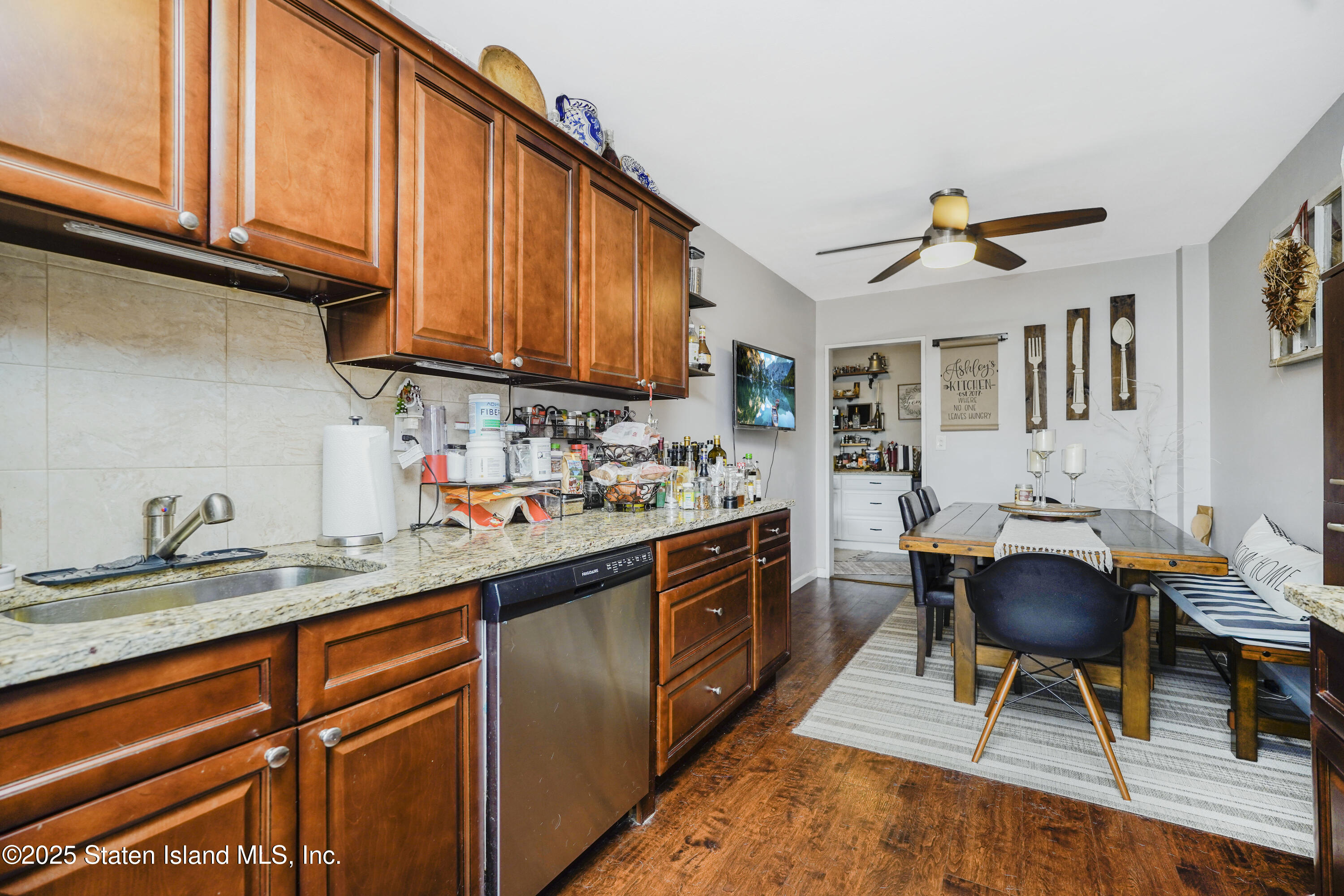100 Colfax Avenue, 7g